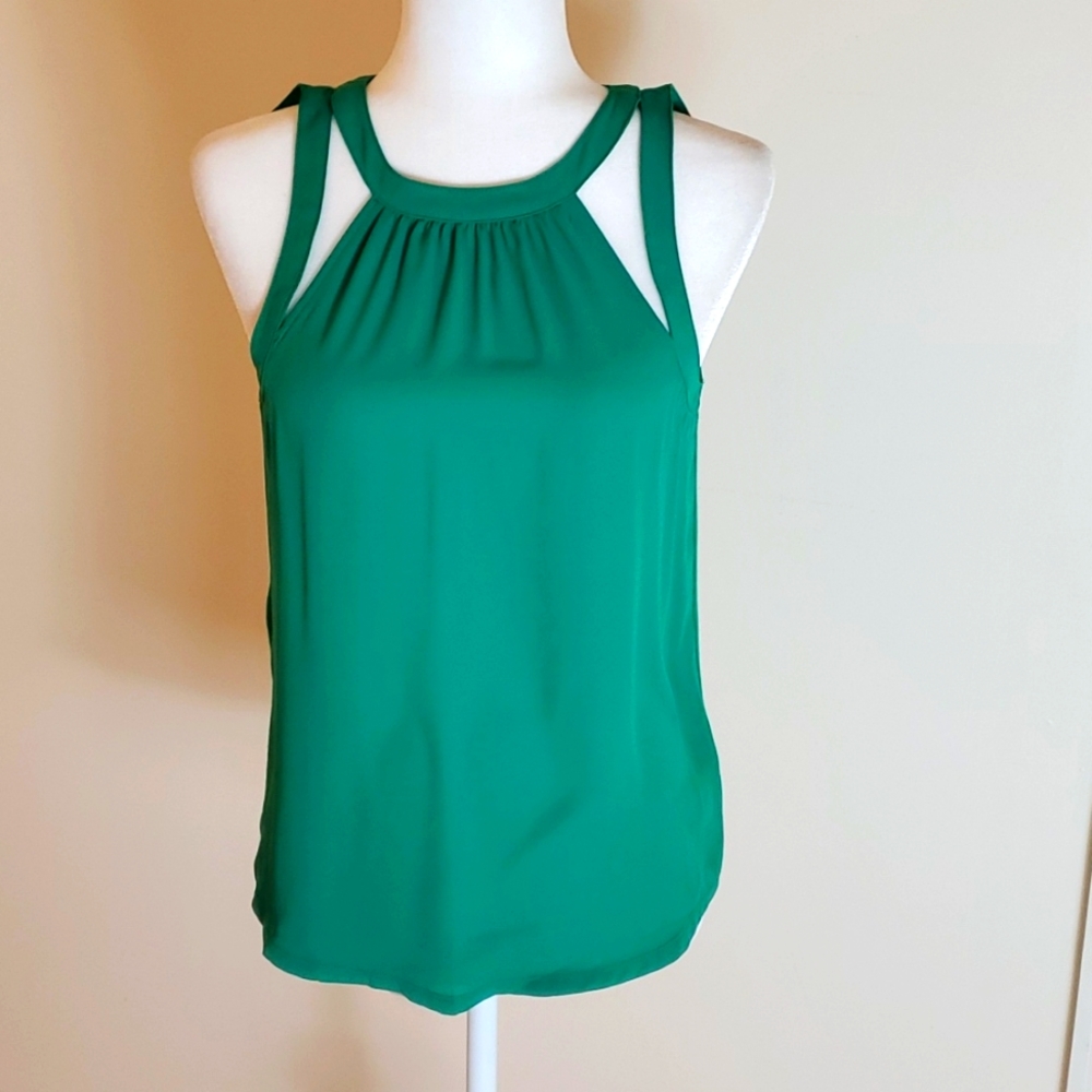 Express green split shoulder tank top size xs